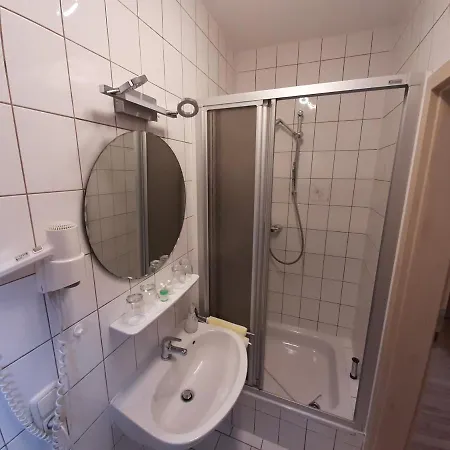 Zur Linde Guest house Gebsattel