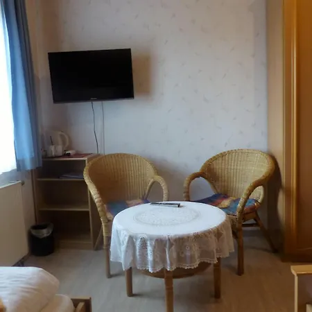 Zur Linde Guest house Gebsattel