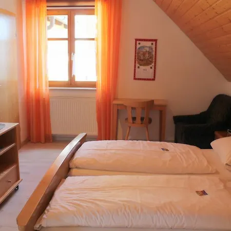 Zur Linde 3* Gebsattel